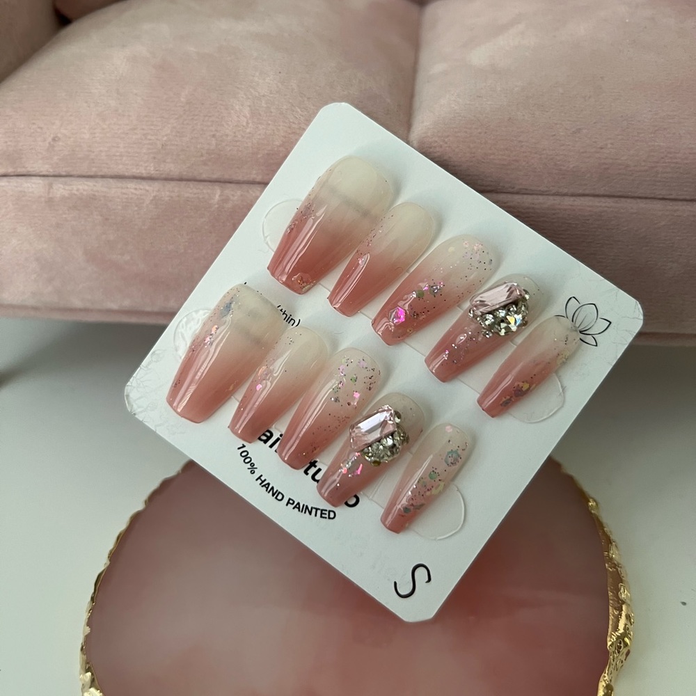 New press on nail set of 2, size S